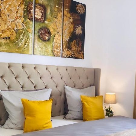 Aurum Apartment Kirchheim am Neckar Екстер'єр фото