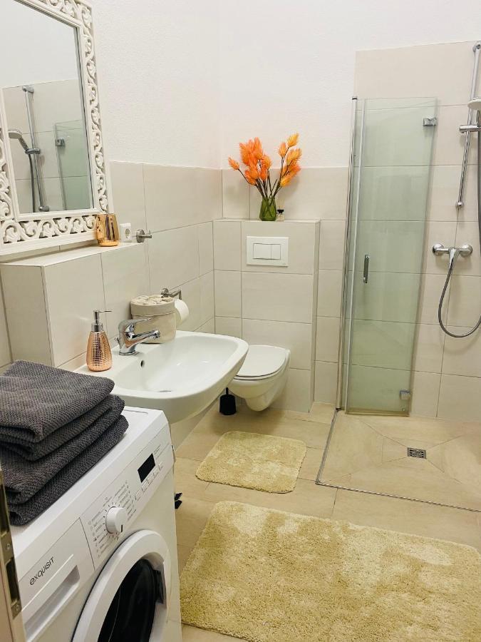 Aurum Apartment Kirchheim am Neckar Екстер'єр фото